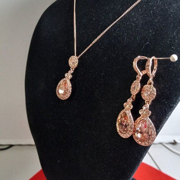 Givenchy Crystal Element with double drop Necklace and Earrings - Picture 2 of 10